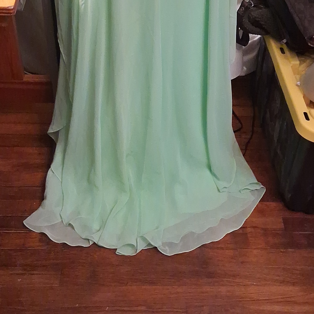 2 Cute Green Beaded Dress Size 6 - Picture 10 of 16